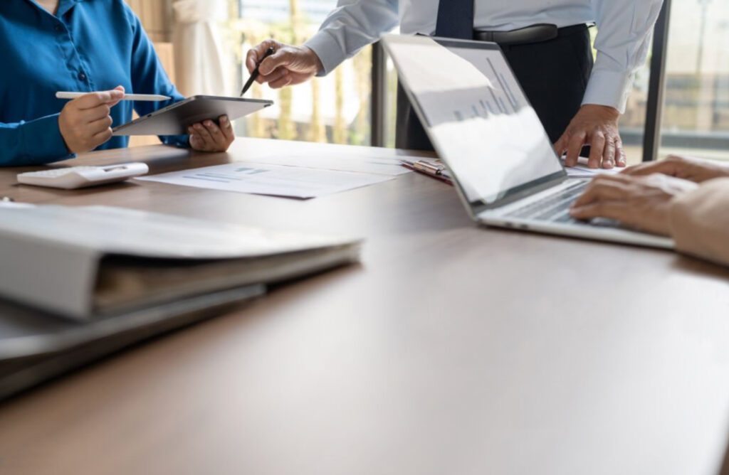 Ολοκληρωμένη συμβουλευτική υποστήριξης επιχειρήσεων με βάση τα διεθνή πρότυπα (ISO).